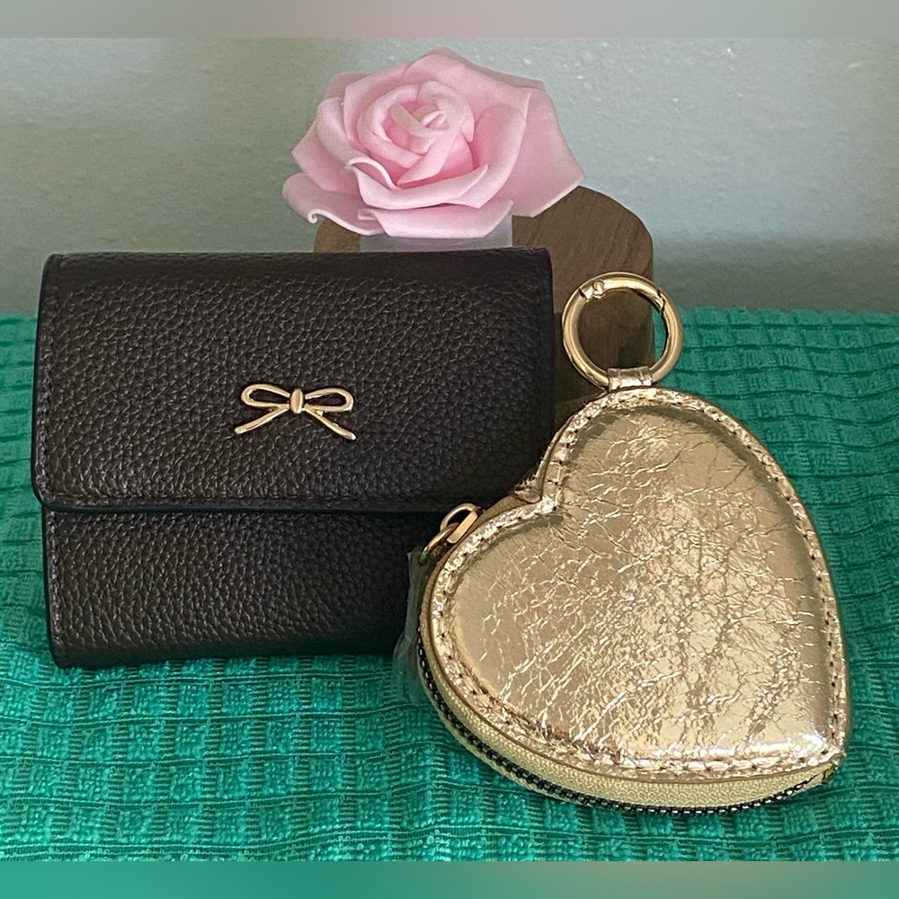 NWT 2-PIECE SET ON THE 34th BROWN WALLET AND METALLIC GOLD HEART COIN PURSE